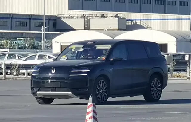 ngoai-that-byd-denza-n9