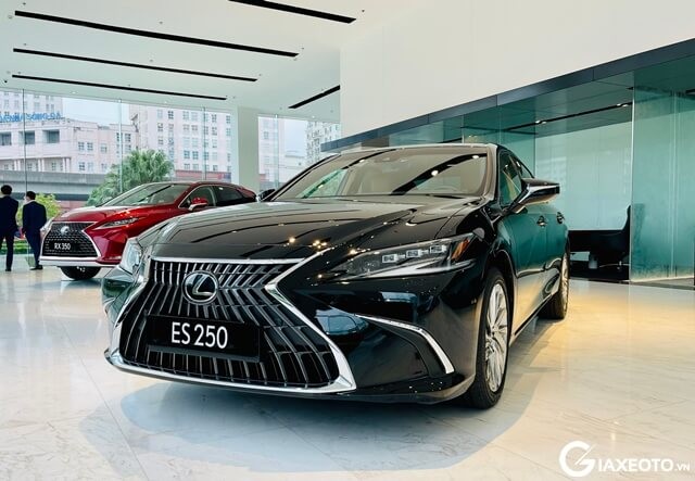 ngoai that es 250