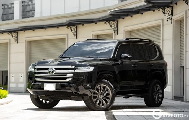 ngoai-that-toyota-land-cruiser-2023-mau-den