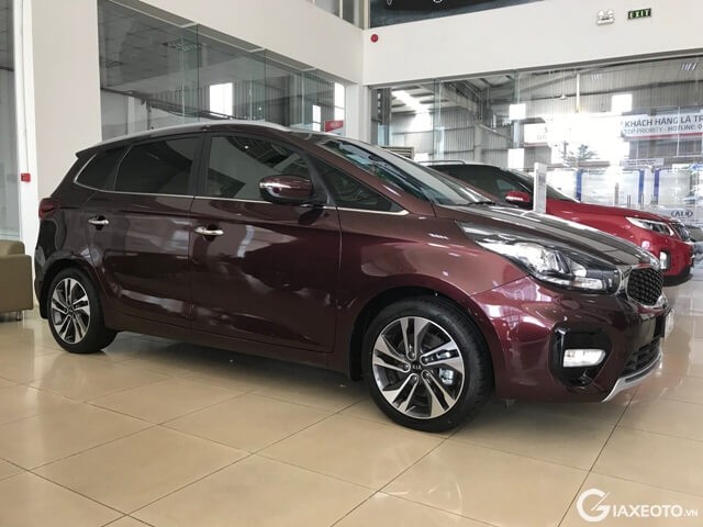 ngoai-that-xe-kia-rondo