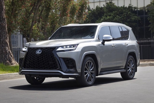 ngoai-that-xe-lexus-lx-600