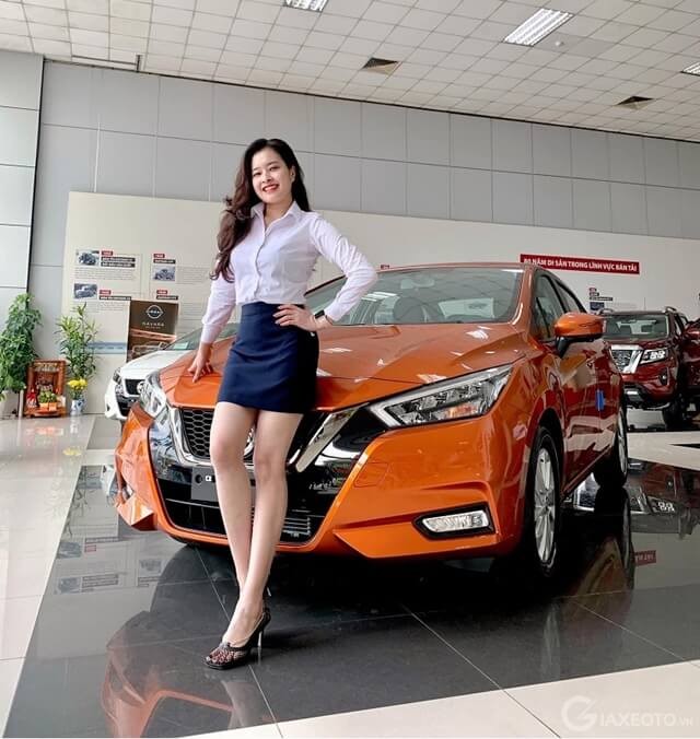 nissan-almera-gia-bao-nhieu