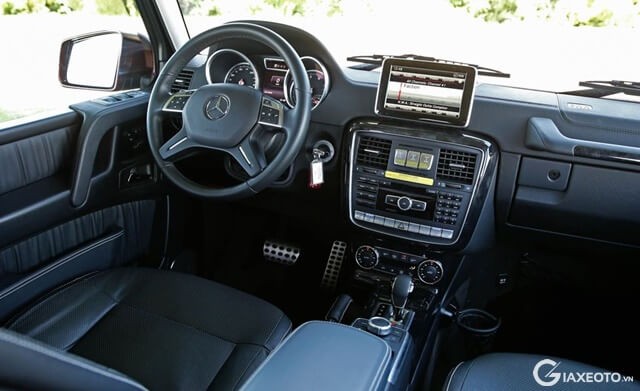 noi-that-xe-Mercedes-benz-G500-4x4