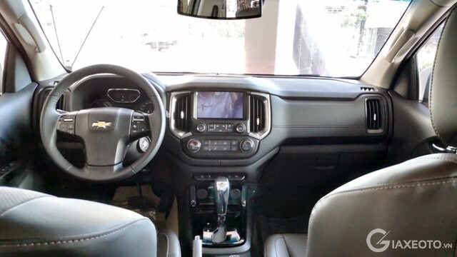 noi-that-xe-chevrolet-colorado
