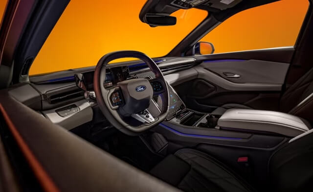 noi-that-xe-ford-capri