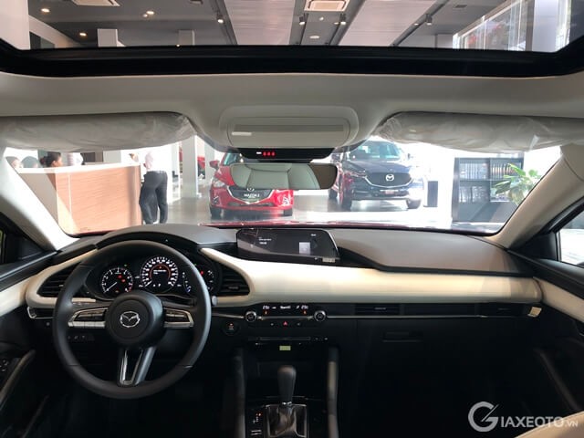 noi-that-xe-mazda-3