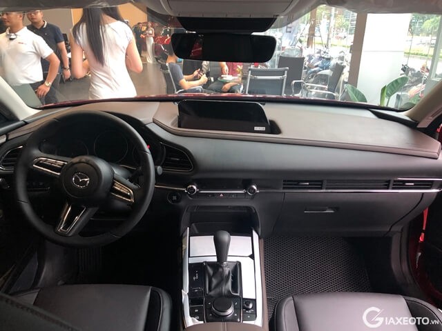 noi-that-xe-mazda-cx-30