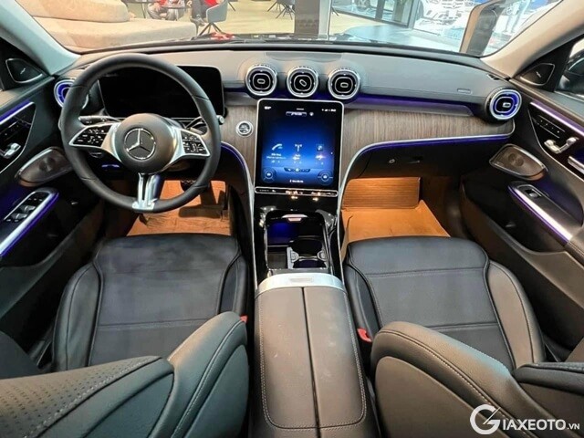 noi-that-Mercedes-benz-C200