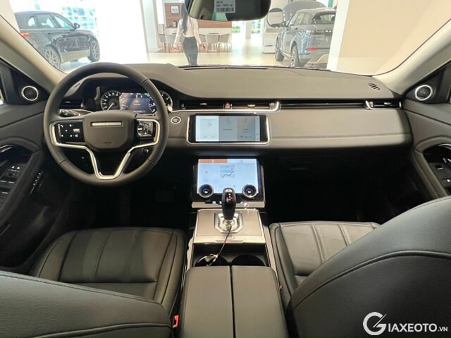 noi-that-xe-range-rover-evoque-2023