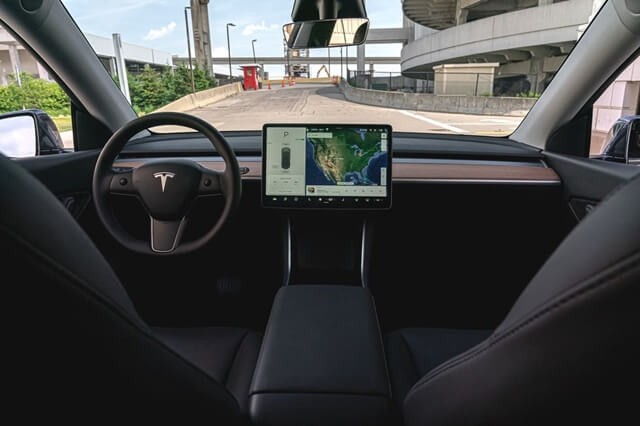 noi-that-xe-tesla-model-y