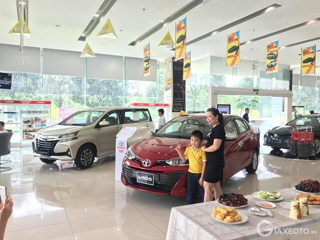 showroom-toyota-binh-duong