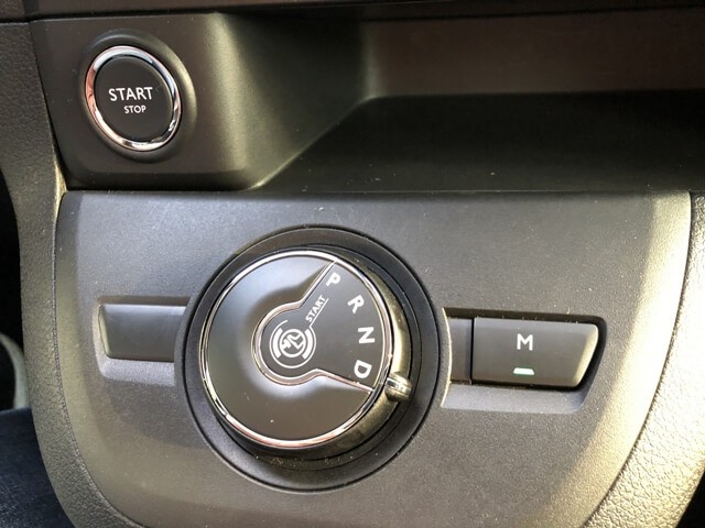 start-stop-xe-peugeot-traveller