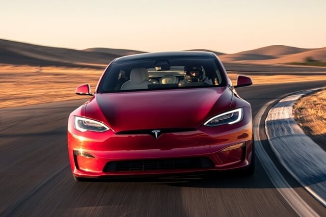 tesla-model-s-dau-xe