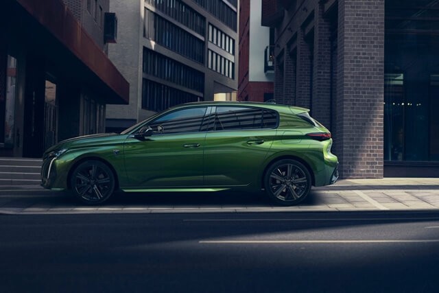 than-xe-Peugeot-308