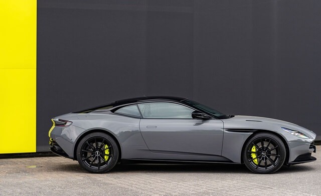than-xe-aston-martin-db11