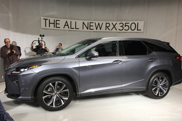 than-xe-lexus-rx350l-7-cho