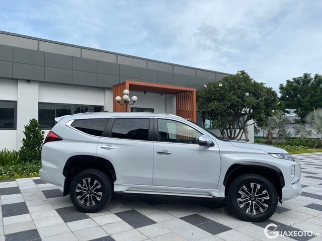 than-xe-mitsubishi-pajero-sport