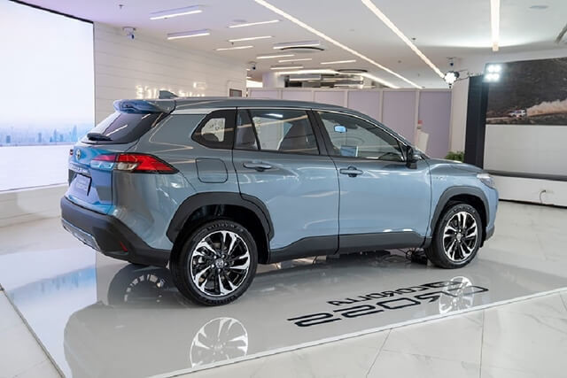 than-xe-toyota-corolla-cross-hev-hybrid-2025