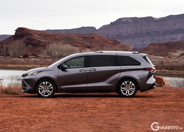 than-xe-toyota-sienna