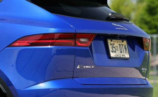 thiet-ke-duoi-xe-jaguar-e-pace