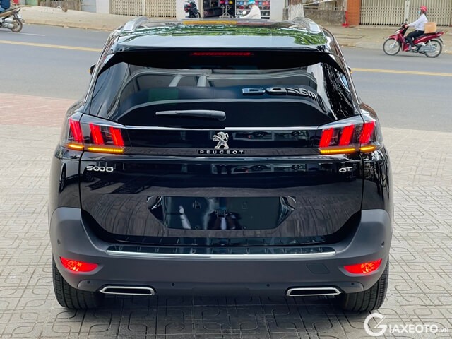 thiet-ke-duoi-xe-peugeot-5008