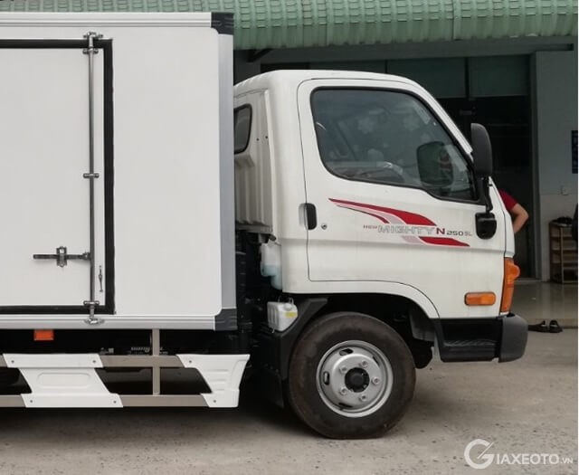 thiet-ke-ngoai-that-xe-tai-hyundai-new-mighty-n250-n250sl-2-5-tan