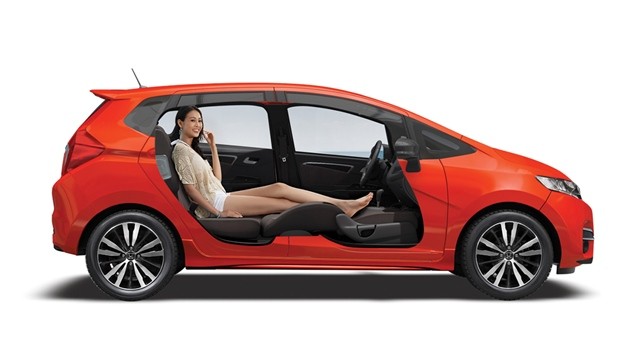 tien-nghi-xe-honda-jazz
