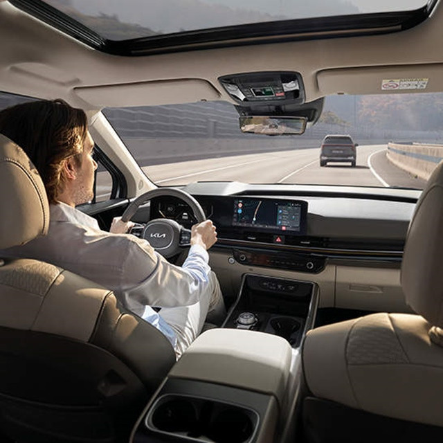 tien-nghi-xe-kia-carnival-2025
