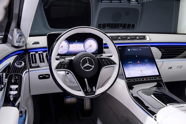 tien-nghi-xe-mercedes-maybach-s680-4matic
