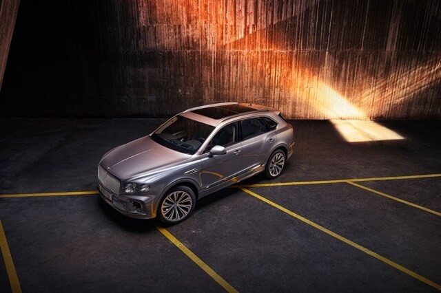 tong-the-bentley-bentayga-2021