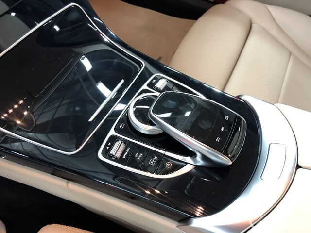 touchpad-xe-mercedes-benz-c180
