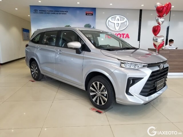 toyota-avanza-2022-mau-bac