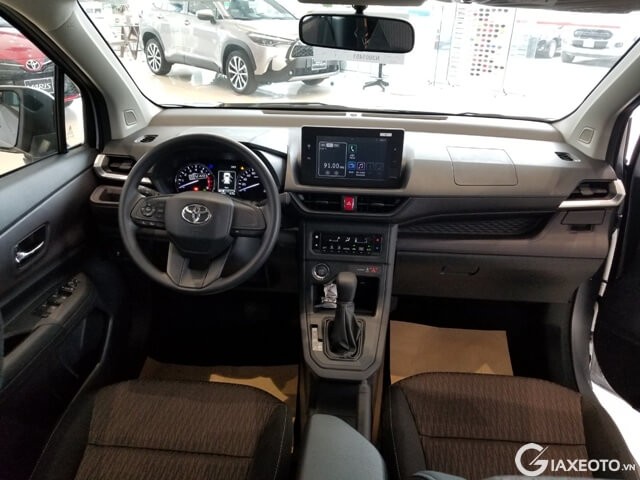 noi-that-xe-toyota-avanza-2022