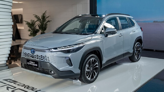 toyota-corolla-cross-hev-hybrid-ra-mat