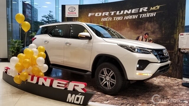 toyota-fortuner-may-dau-so-tu-dong