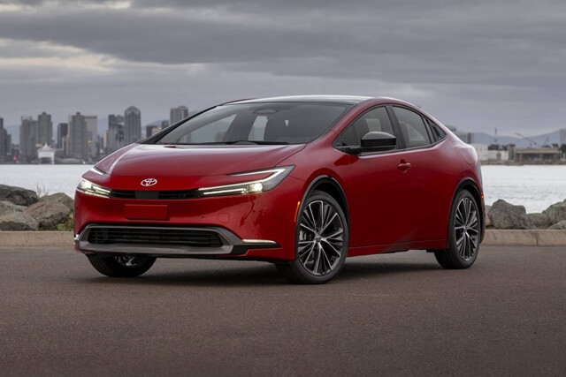 toyota-prius-2025-co-gi-moi