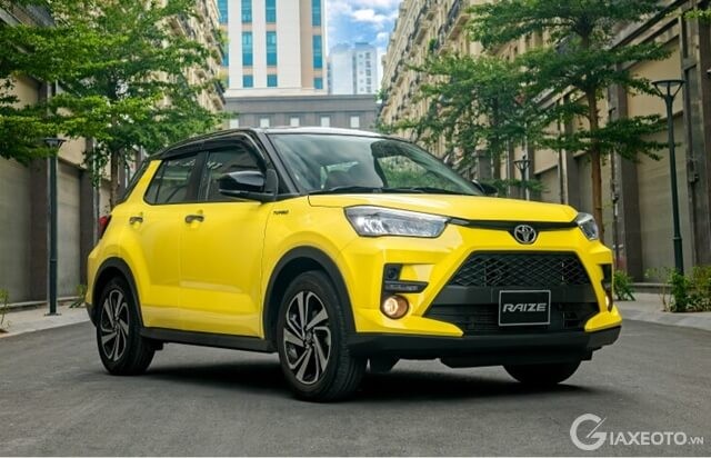 toyota-raize-mau-vang