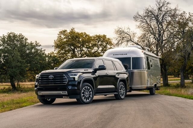 toyota-sequoia-2023-co-gi-moi