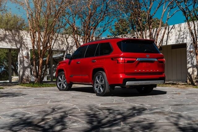 toyota-sequoia-thong-so-ky-thuat