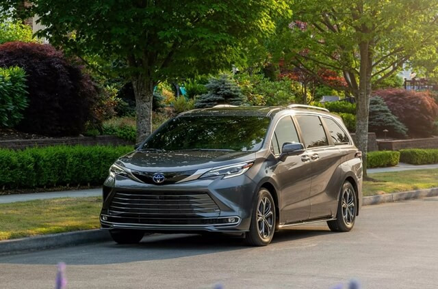 toyota-sienna-2025-co-gi-moi