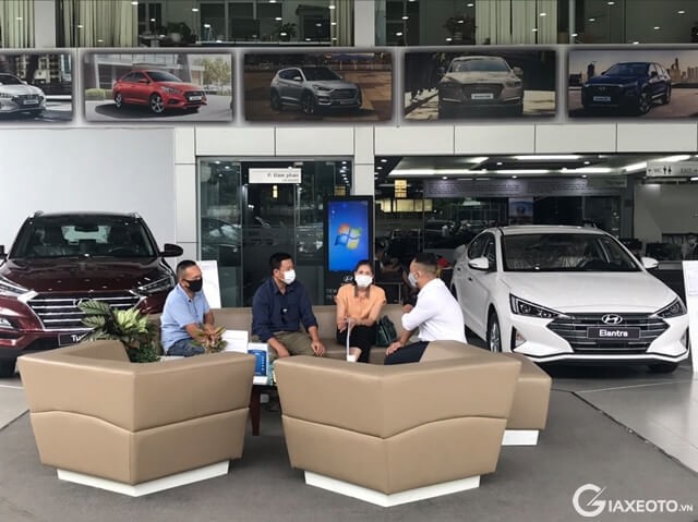 tu-van-ban-hang-va-khach-hang-hyundai-hai-duong