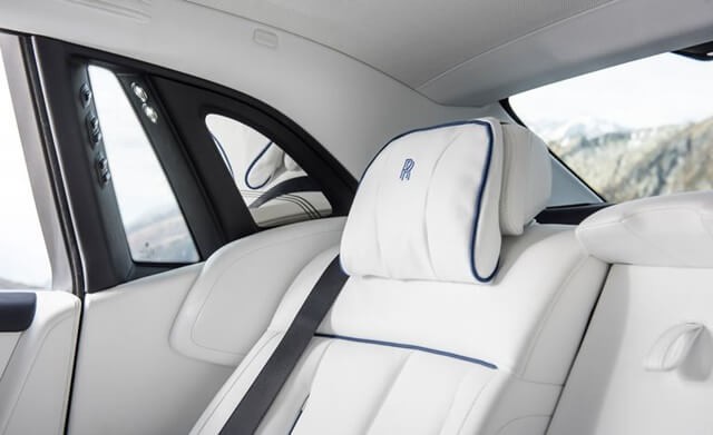 tua-ghe-Rolls-Royce-Phantom-8-theu-logo