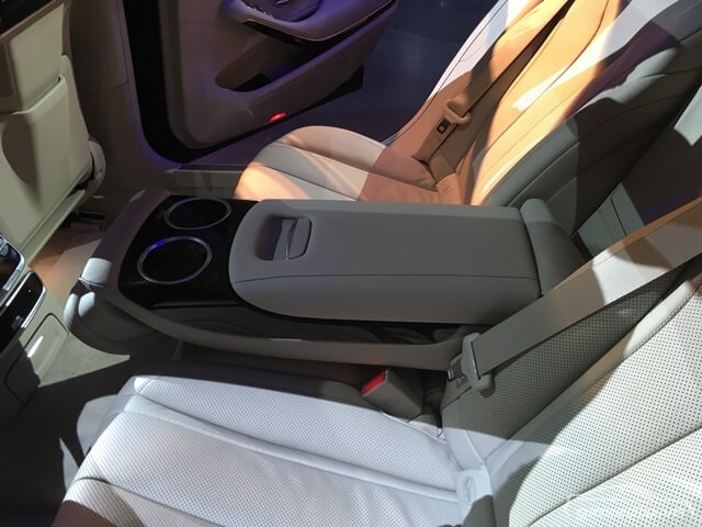 tua-tay-xe-mercedes-benz-s450-l