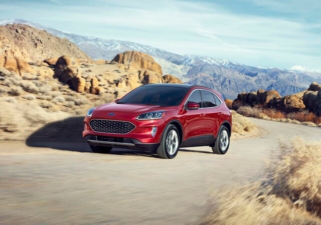 van-hanh-xe-ford-escape
