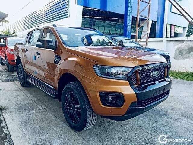 van-hanh-xe-ford-ranger-2021
