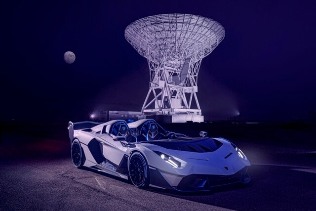 van-hanh-xe-lamborghini-sc20