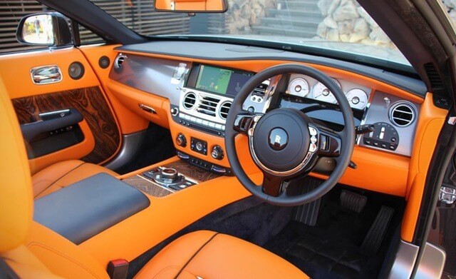 vo-lang-Rolls-Royce-Dawn