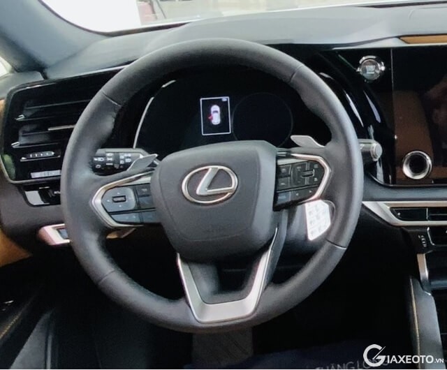tay-lai-lexus-rx350
