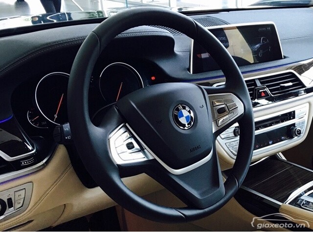 vo-lang-xe-bmw-740li