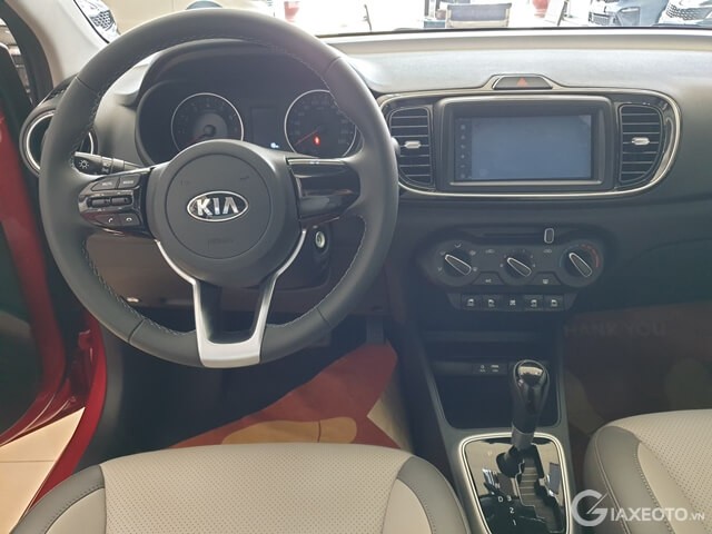 vo-lang-xe-kia-soluto-at-deluxe
